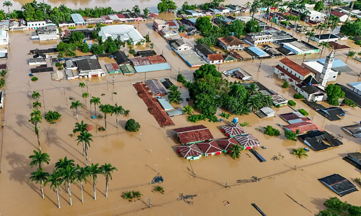 Alto Acre mais de 25.000 Pessoas no Flagelo da Alagação