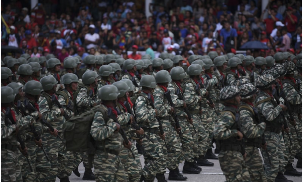 Por que os militares são cruciais para o futuro político da Venezuela e para a sua relação com Maduro