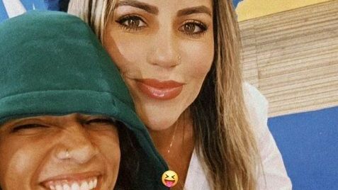 Rayssa Leal e Leticia Bufoni passam o dia juntas em Paris; veja fotos