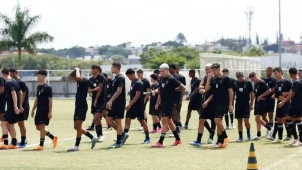 Sub-18 do Corinthians não consegue embarcar para a Nigéria por falta de passagens