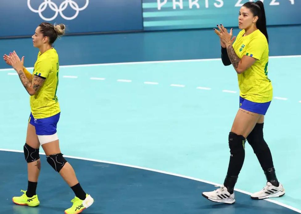 Brasil cai diante da Noruega e se despede no handebol feminino