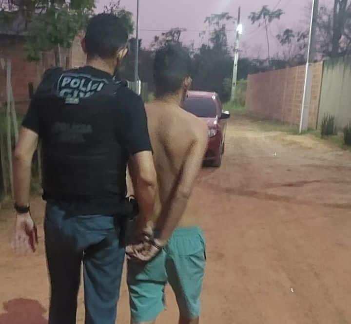 Polícia prende membro de grupo criminoso acusado de roubar caminhonetes e enviar para Cobija