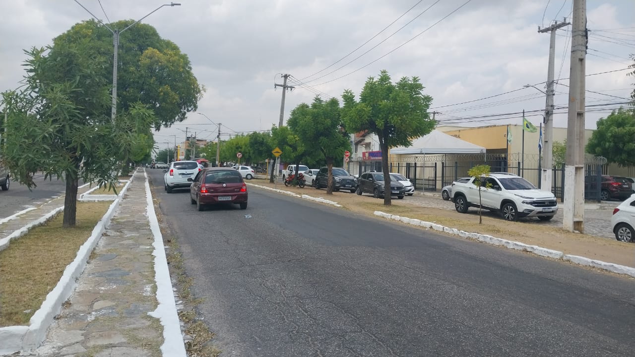 Avenida é interditada para obras de adutora em Mossoró