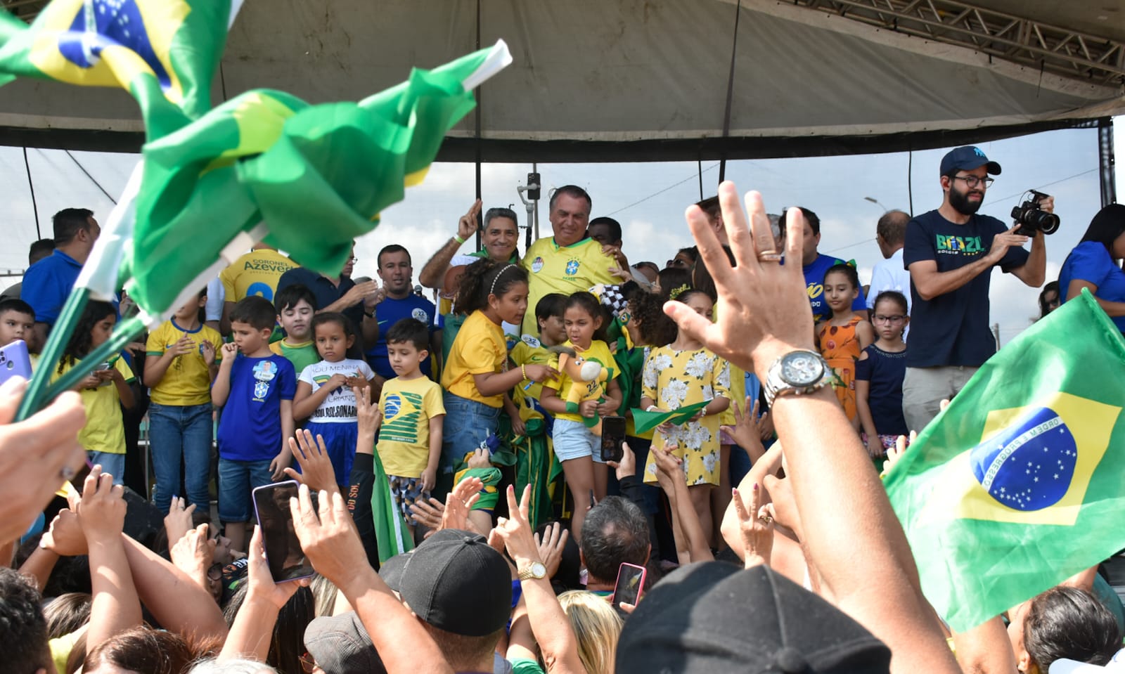 Em Parnamirim, Bolsonaro anuncia apoio a Salatiel e diz: ‘onde tem PT tem tudo de ruim’