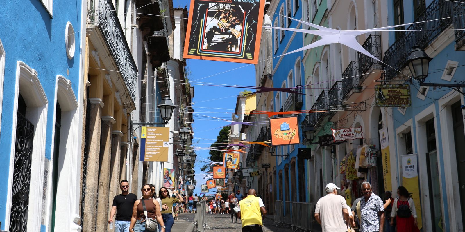 Flipelô: público enfrenta até dez horas de estrada para ir a Salvador