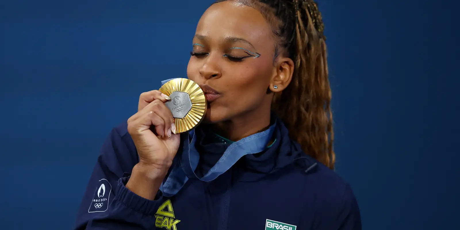 Rebeca Andrade será homenageada com a Medalha Tiradentes, no Rio