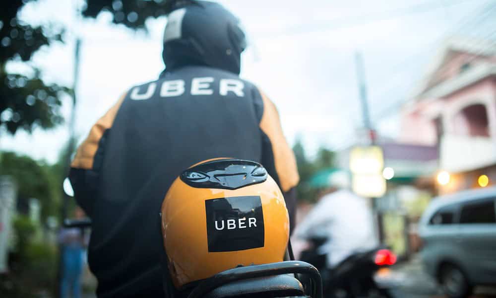 UBER MOTO e 99 MOTO: confira as cidades onde o serviço está em operação no Brasil