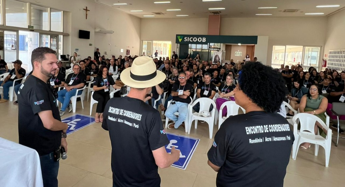 ​Sílvia Cristina participa do Encontro dos Coordenadores da Região Norte do Hospital de Amor