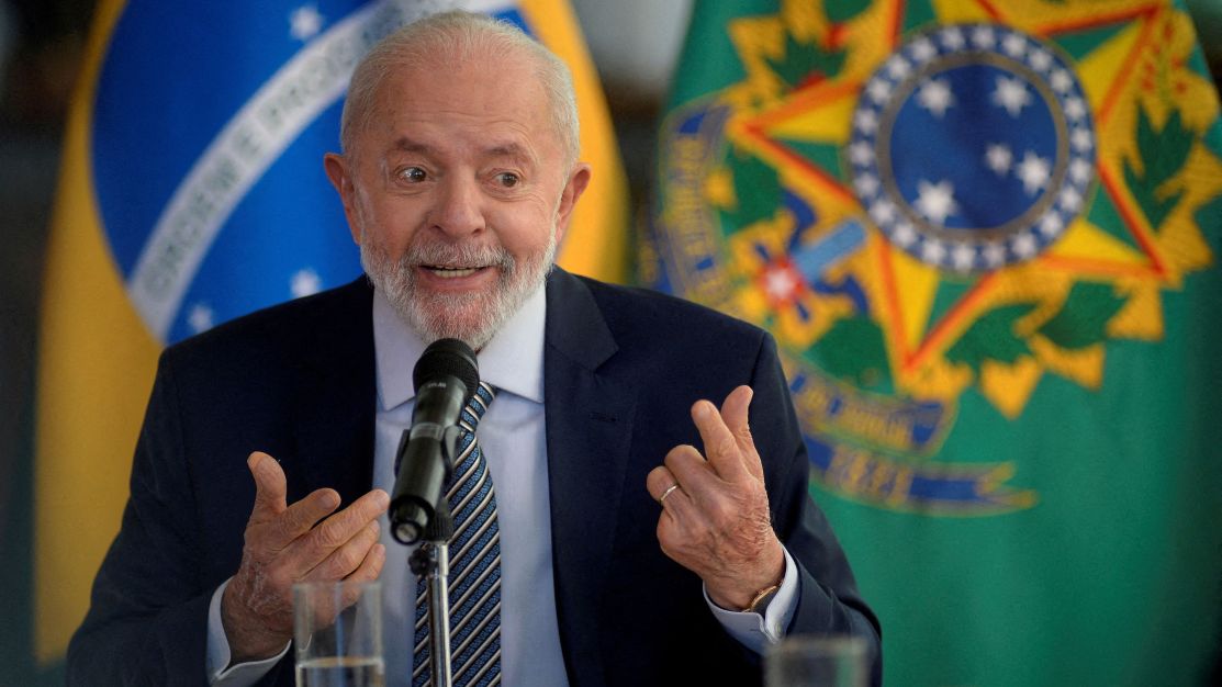 Após crítica de Zelensky, Lula reforça que não há “solução militar“ para guerra na Ucrânia