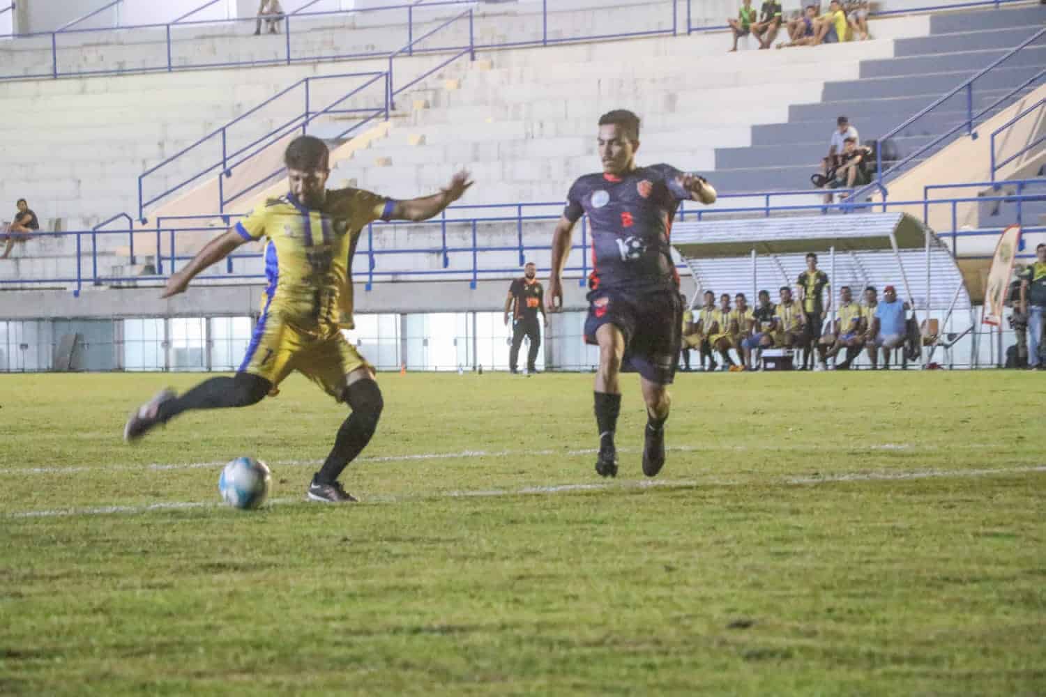 Federação de Futebol do Acre suspende jogos devido às condições climáticas