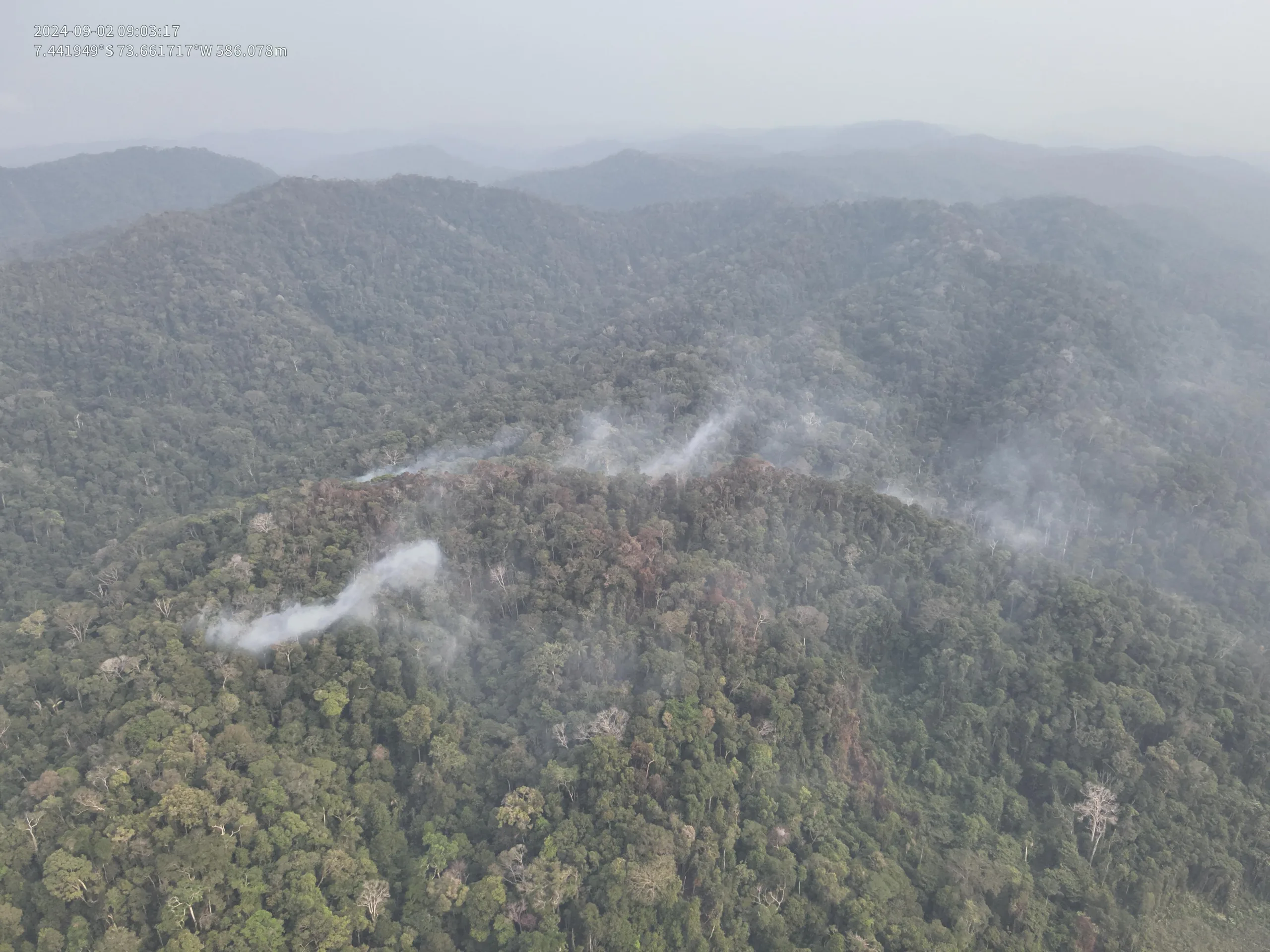 Incêndio na Serra do Divisor é controlado após ação conjunta do governo com ICMBio