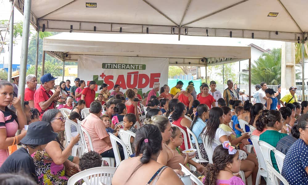 Itinerante: Prefeitura de Brasiléia realiza quase 2000 atendimentos através programa ação + saúde