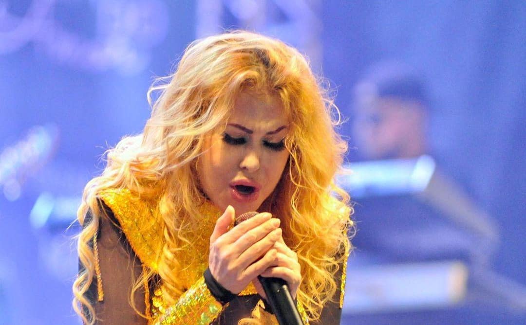 Joelma sofre acidente em show e subirá no palco de cadeira de rodas – ac24horas.com