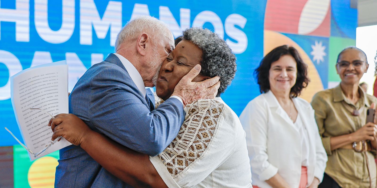 Macaé Evaristo toma posse como ministra dos Direitos Humanos