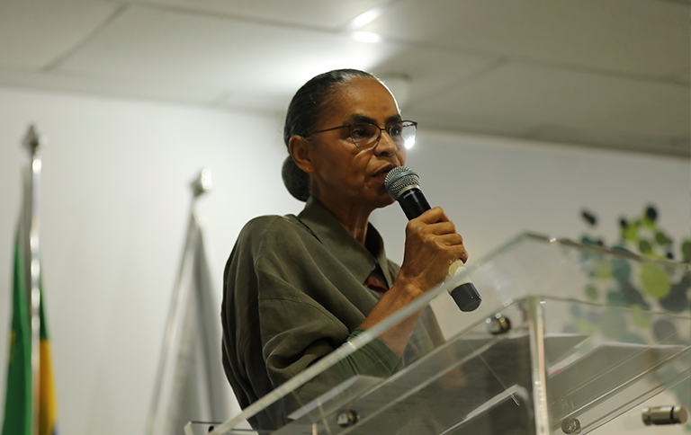 Marina Silva cancela participação em cerimônia de outorga de títulos na Ufac