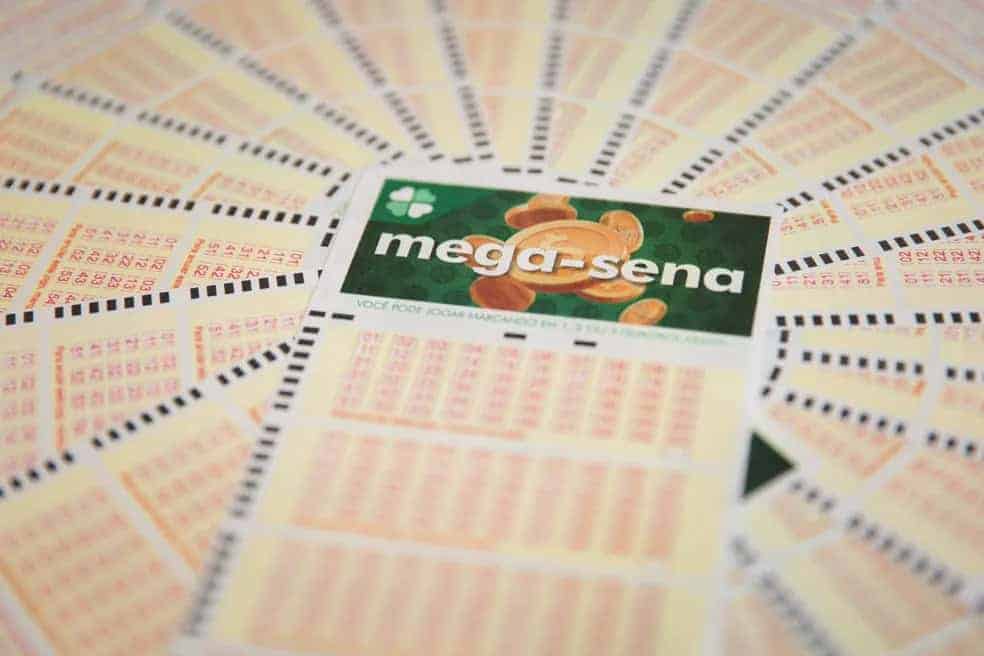 Mega-Sena paga mais de R$ 6,5 mil a cinco apostadores do Acre