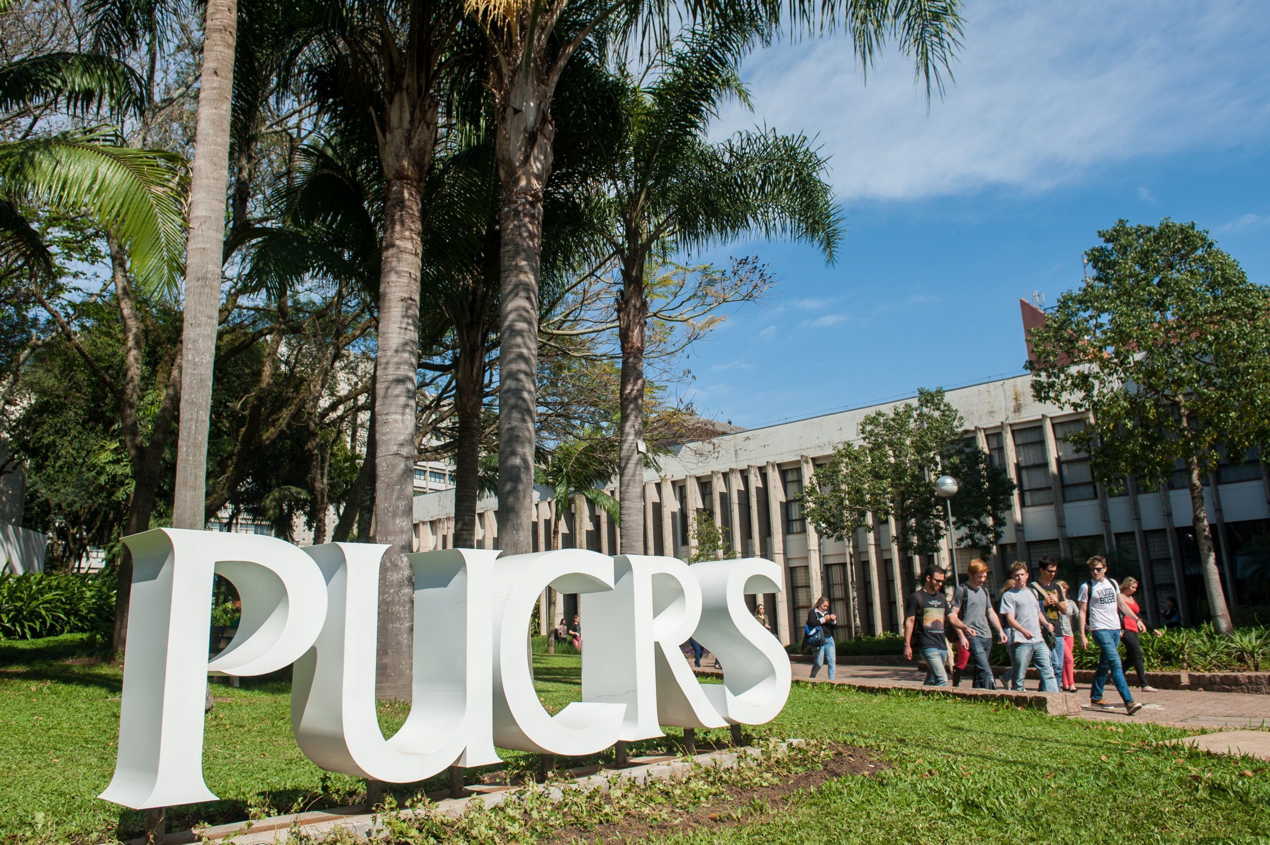 PUCRS tem bolsas integrais de graduação para pessoas pretas, pardas e indígenas