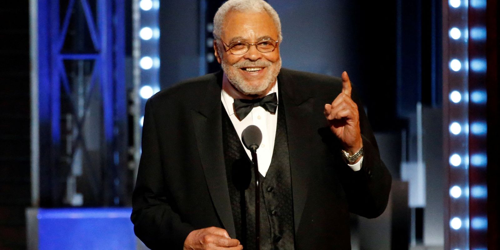 Voz de Darth Vader, James Earl Jones morre aos 93 anos