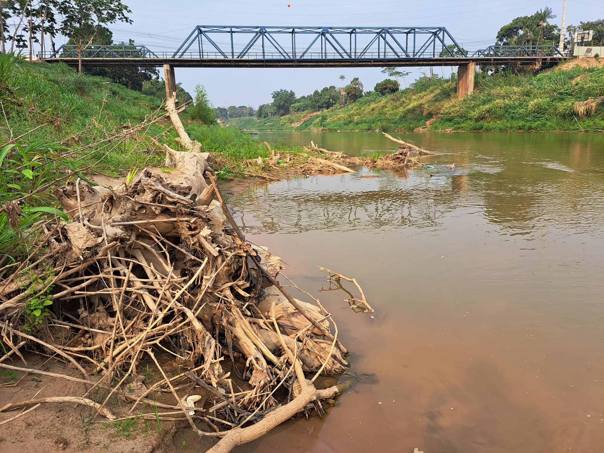 BRASIL & BOLÍVIA Enfrentam Calamidade Hídrica no rio Acre com nível de 74 centímetros