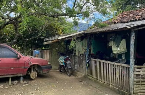 ​Jovem que foi violentada pelo tio por quase 10 anos é libertada de cativeiro pela polícia