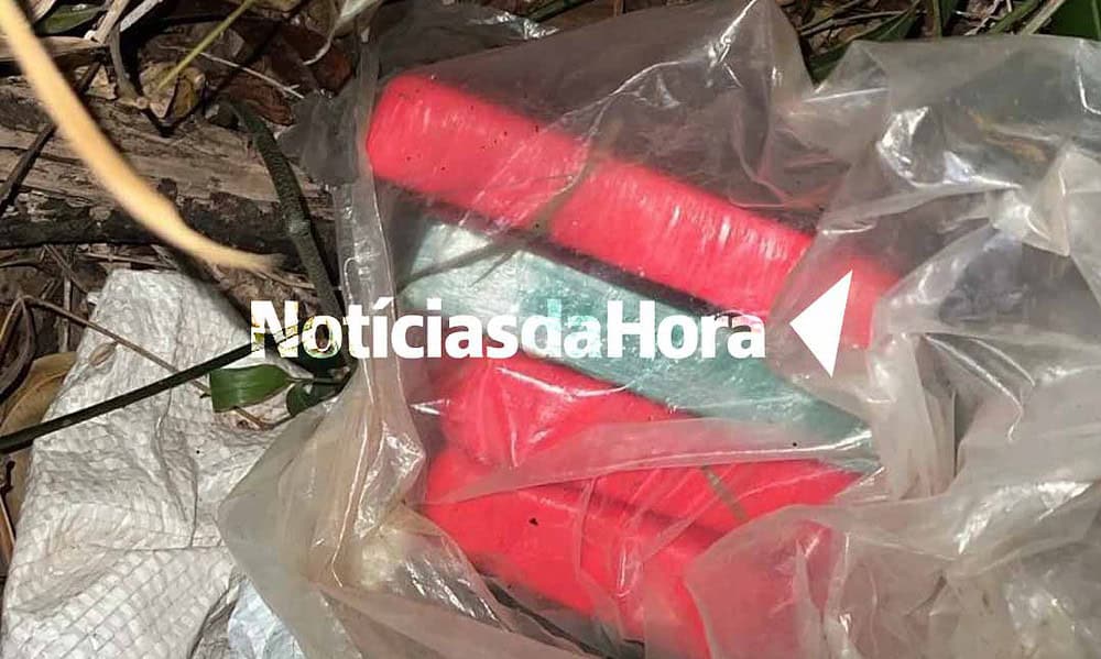 ‘Mulas’ peruanas abandonam cocaína em floresta de Rodrigues Alves, após cerco policial