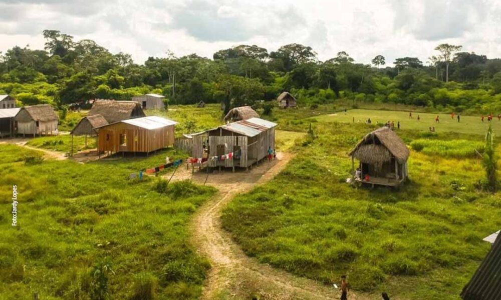 Indígenas que vivem nas cidades do Acre têm acesso precário a saneamento; uso de ‘privadas’ predomina