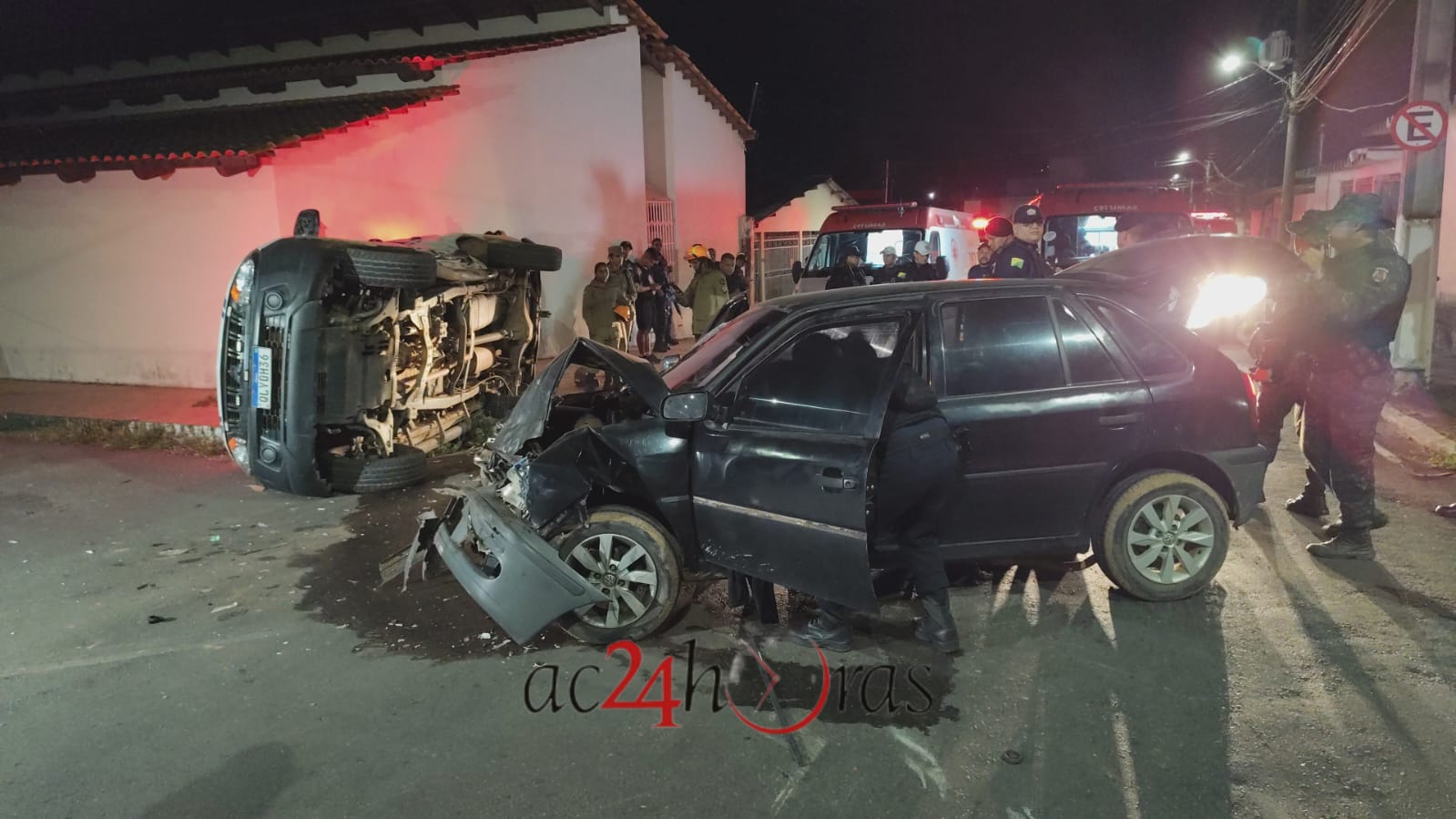 Vídeo: carro e viatura da Polícia Militar colidem e cinco ficam feridos em Rio Branco – ac24horas.com