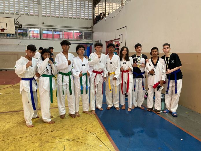 Associação FAVCREW de Sena Madureira conquista destaque na Copa Acre de Taekwondo em Rio Branco