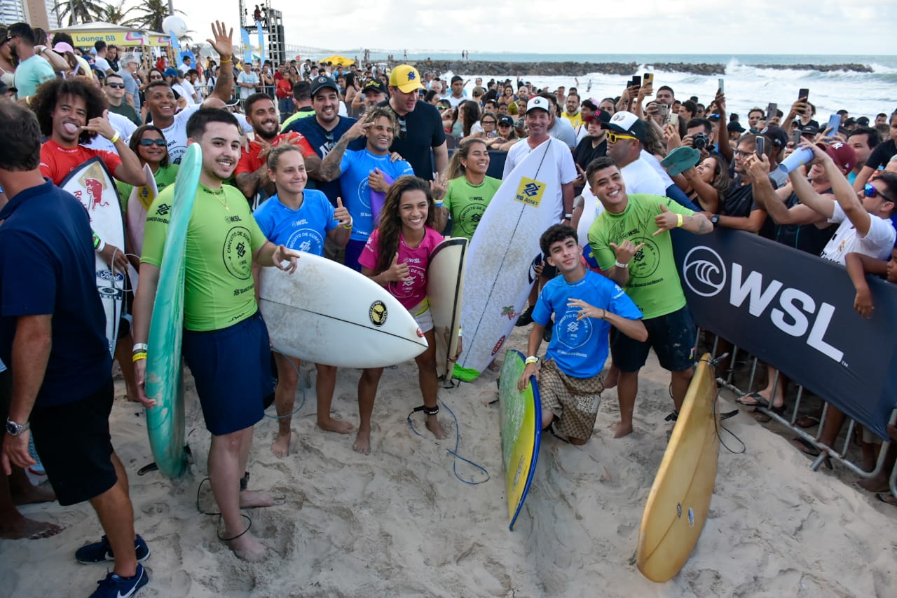 Com presença de medalhistas olímpicos, circuito de surfe acontece em Natal; veja fotos