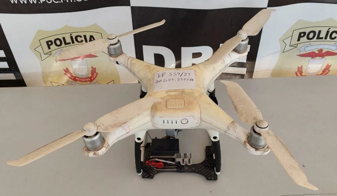 Polícia realiza operação contra traficantes que usavam drones para enviar drogas