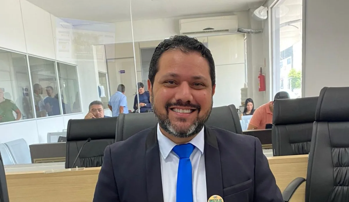 João Marcos Luz rebate acusação de homotransfobia feita por procurador: “Interpretação equivocada”