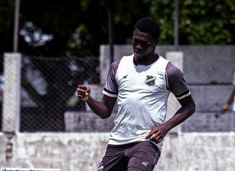 ABC empresta zagueiro da base para clube da Série D
