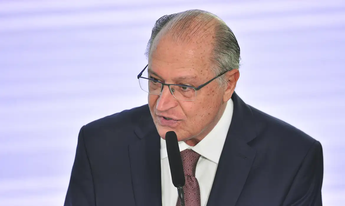Alckmin afirma que aumento tarifário dos EUA tende a beneficiar a agricultura no Brasil
