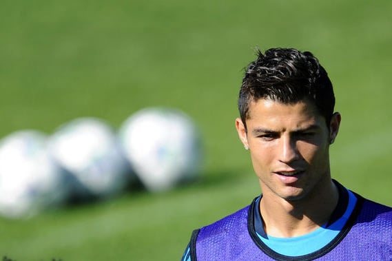 Cristiano Ronaldo faz post enigmático e indica saída do Al-Nassr: ‘Capítulo acabou’