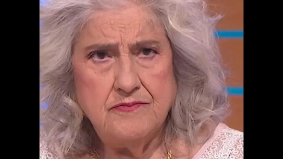 Depoimento de idosa que revela ter vivido 65 anos de casamento sem amor e emociona público