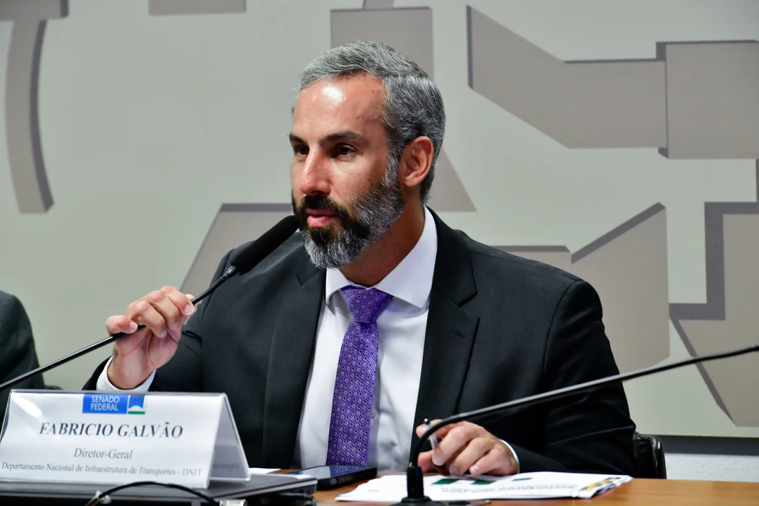 Diretor-geral do DNIT vem a Roraima explicar andamento das obras nas BRs 174 e 210