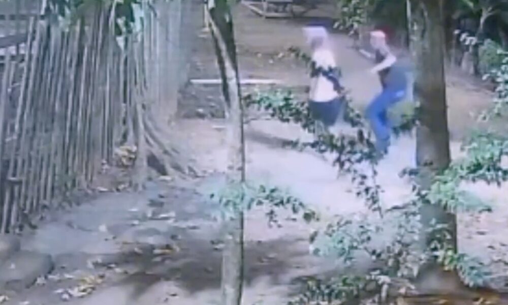 vídeo: Câmeras flagram dupla armada tentando executar jovem no Bairro da Base, em Rio Branco