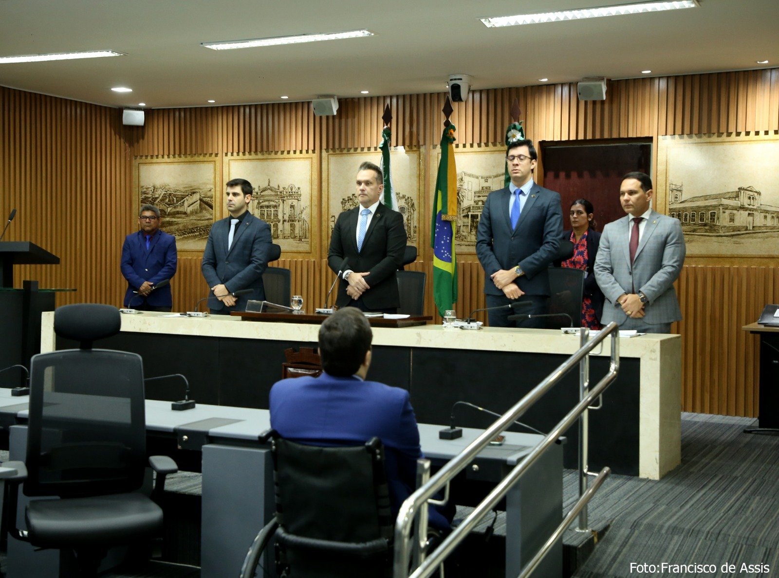 Câmara Municipal aprova projeto que denomina Praça de Eventos Cláudio Porpino em Ponta Negra