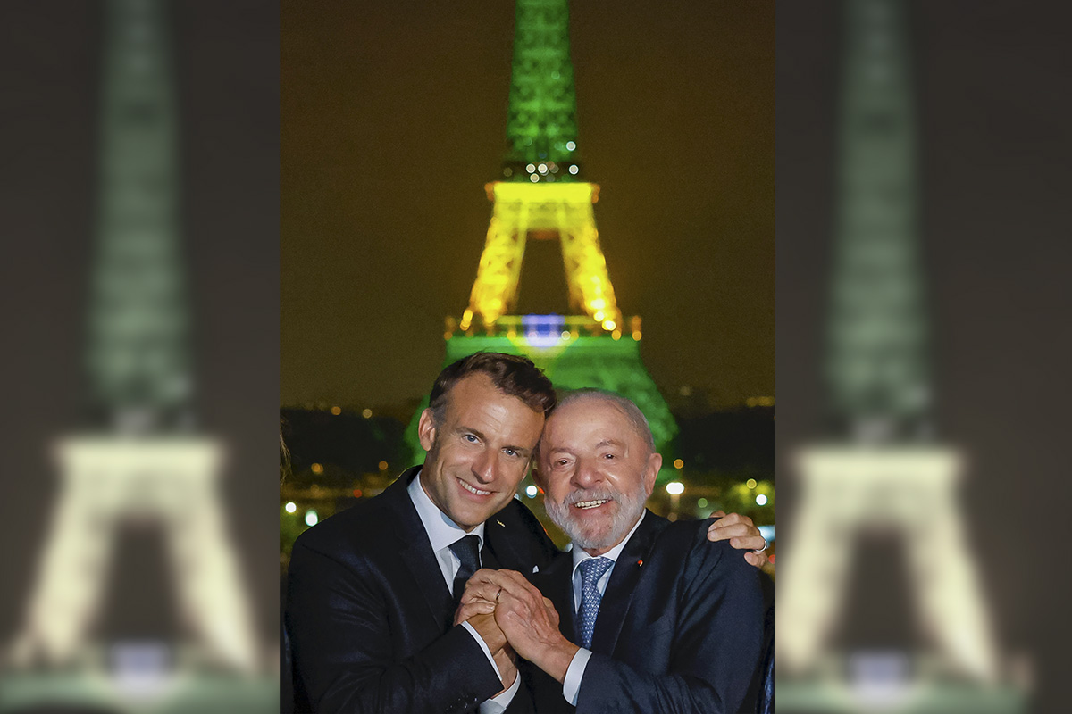 Lula nas nuvens