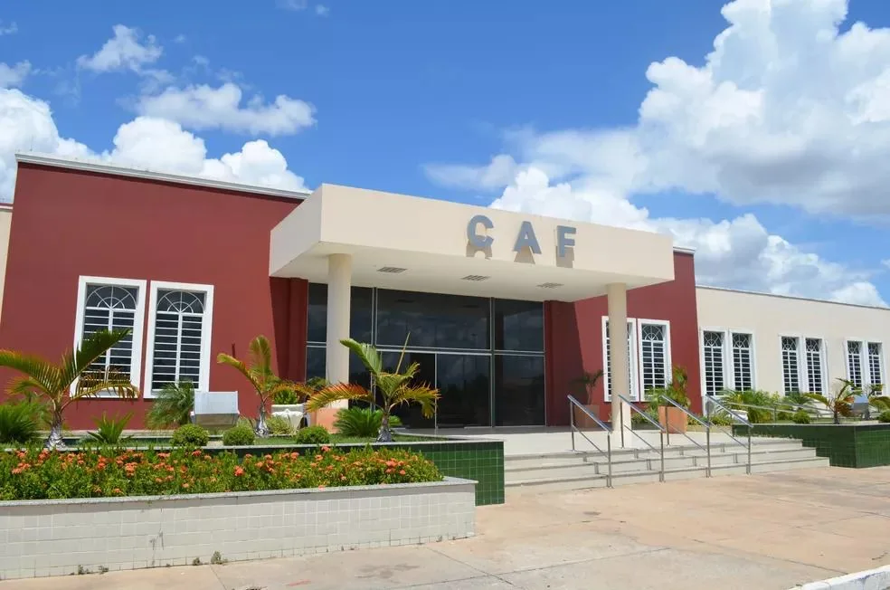 Programação com palestra e show de humor celebra os 25 anos da DPE-RR